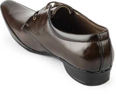 Baaj Lace Up