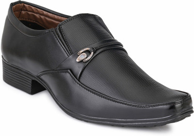 

Ruggero STRENGTH Slip On For Men(Black