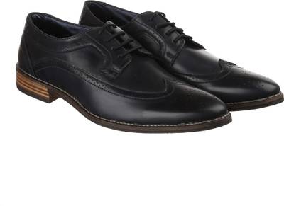 Brandvilla Lace Up