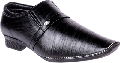 

Lee Grip Slip On Shoes For Men(Black