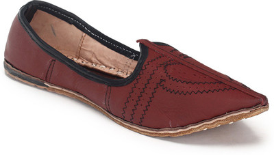 

Paduki Ethnic Footwear Mojaris For Men(Brown