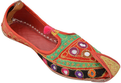 

Porcupine Rajasthani Traditional Jutis For Men(Red)