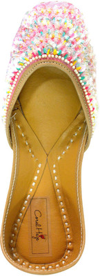 

Coral Haze Jutis For Women(Multicolor