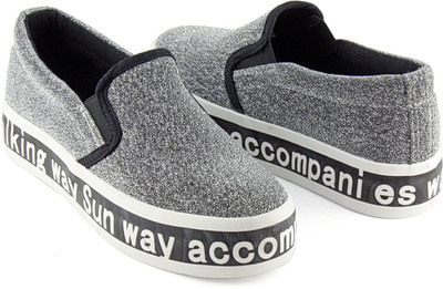 

DeVEE Walking Way Sun Way Silver Canvas Shoes For Women(Silver