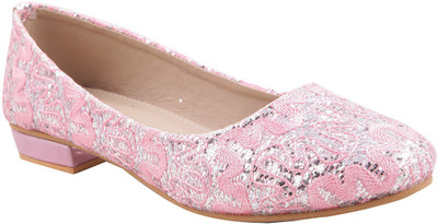 

Adorn Active and Stylish Bellies Shoe For Women(Pink