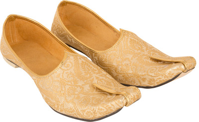 

Rajsahi Stylish Mojaris For Men(Gold, Gold::yellow