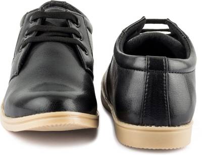 Tashi Black Smart Sneakers