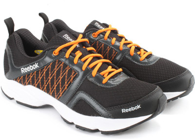 

REEBOK SMOOTH FLYER Men Running Shoes For Men(Black, Orange, Black/gravel/navy/nch