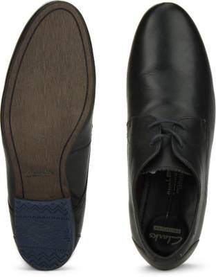 Clarks Lace up
