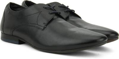Clarks Lace up