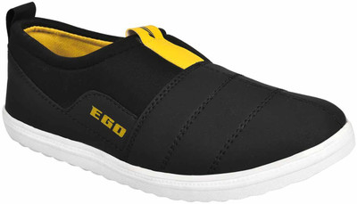 

Adifier Loafers For Men(Black, Yellow