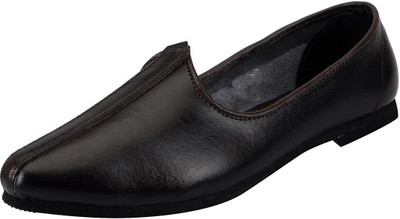 

Bata Jutis For Men(Brown