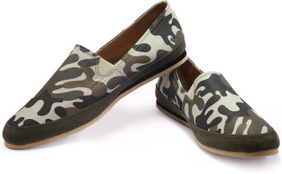 

FUNK Lurt Multi Casual Shoes For Men(Multicolor