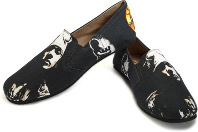 

FUNK Guns and Roses Multicolor Casuals For Men(Multicolor