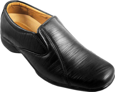 

Action Fashion Line Slip On Shoes For Men(Black)