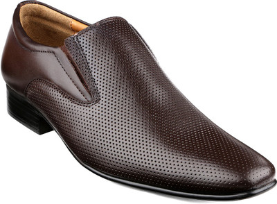 

Escaro Leather Slip On For Men(Brown