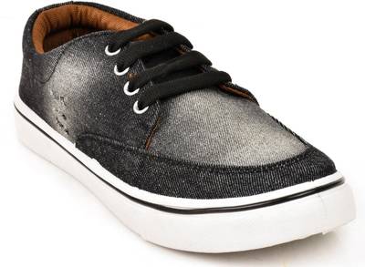 SCATCHITE Sneakers