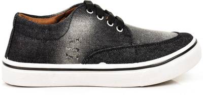 SCATCHITE Sneakers