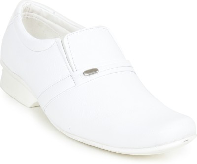 

Footrest Casuals Shoes For Men(White