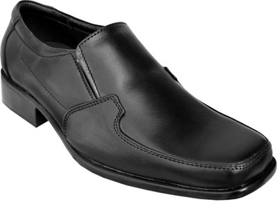 

Seamax Genuine leather Slip On For Men(Black
