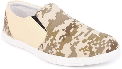 

World Wear Footwear Casuals For Men(Brown