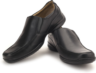 

Hush Puppies By Bata City Bounce Slip On Shoes For Men(Black