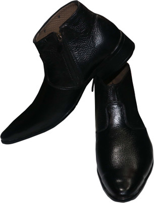 

One Up Slip On For Men(Black, Black -10