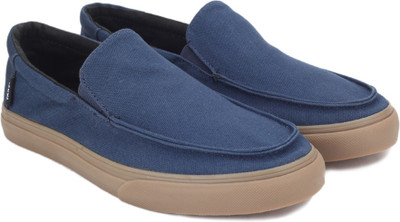 

Vans Bali SF Loafers For Men(Blue, Dress blues/gum/gum