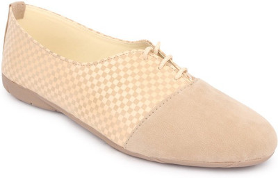 

Sindhi Footwear Comfortable Shoes Casual Shoes For Women(Beige)