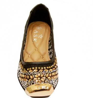 ASK Aayra Women Beige Stone Bellies