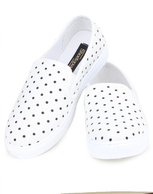 

Shoetopia Casuals For Women(White)
