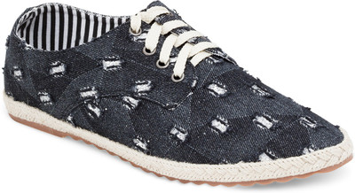 Larissa & Bella Sneakers For Women(Black