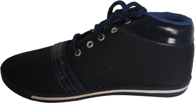 

Big Hopp Messi Casual Shoes For Men(Blue, Black