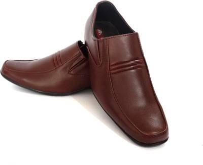 Besto Slip On Shoes