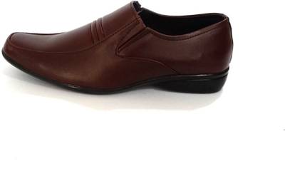 Besto Slip On Shoes