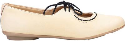 Indulgence Lace Up