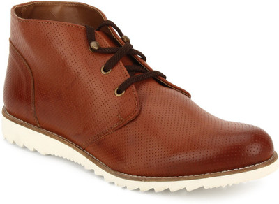 

Knotty Derby Colin Chukka Boots For Men(Tan