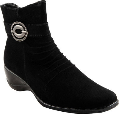 

Adorn Active and Cool Boots For Women(Black