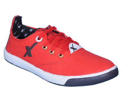

Smoky Red Canvas Canvas Shoes For Men(Red)