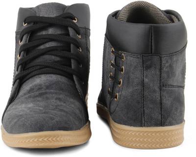 Tashi Stylish Long Toe Off Black Sneakers