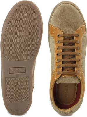 Ruosh Sneaker