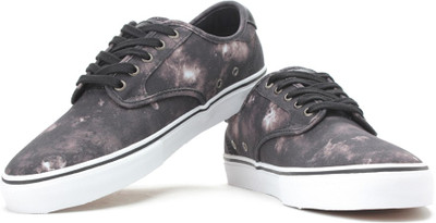 

Vans Men Sneakers For Men(Black, White, (emulsion) black/white