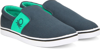 

United Colors of Benetton 16A8CORE1002I Canvas Loafers For Men(Navy, 901