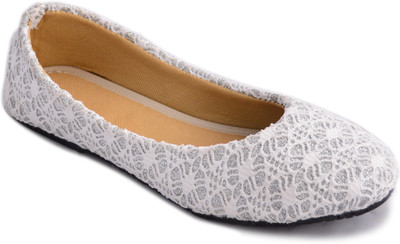 

Myra Party Wear Bellies For Women(White)