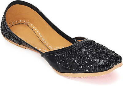 

Paduki Ethnic Jutis For Women(Black
