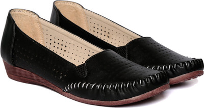 

Adorn Latest Fashion Loafers For Women(Black