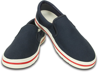 

Crocs Casuals For Women(Navy), 201084-462