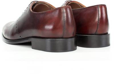Brune Lace Up