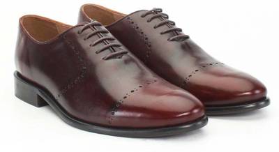 Brune Lace Up