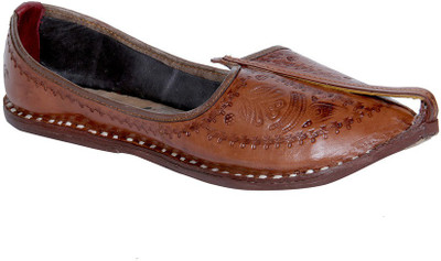 

Panahi Boys, Brown